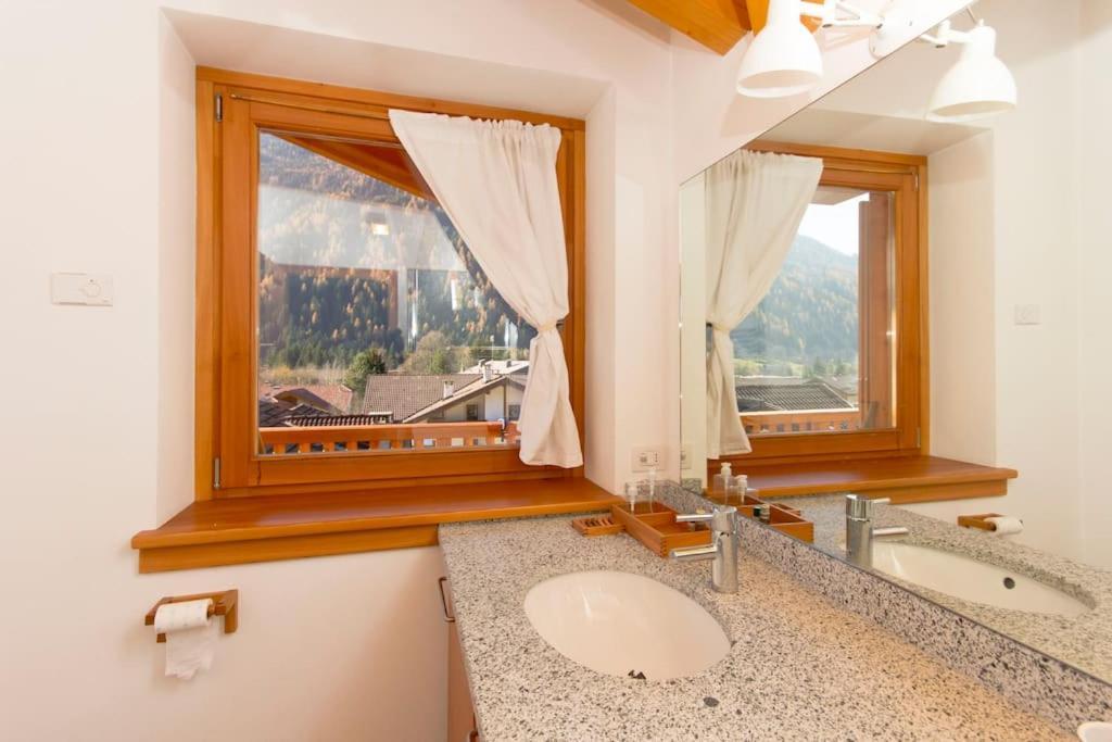 Lovely Apt In Pinzolo Val Rendena 7 Exterior foto